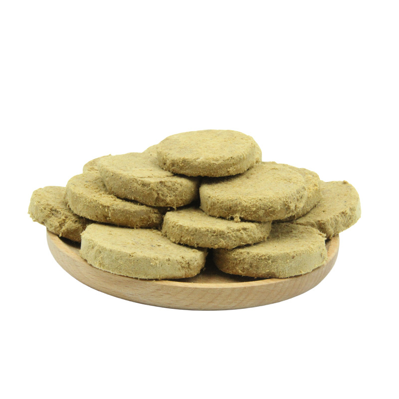 Freeze-dried raw bone and meat cakes